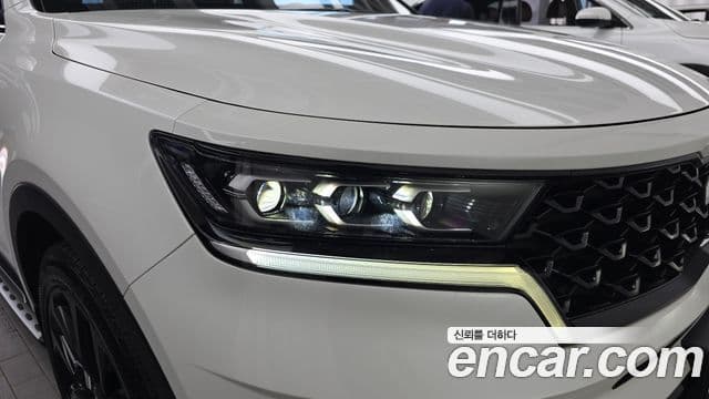 Kia Sorento 2022 — Photo 6/32