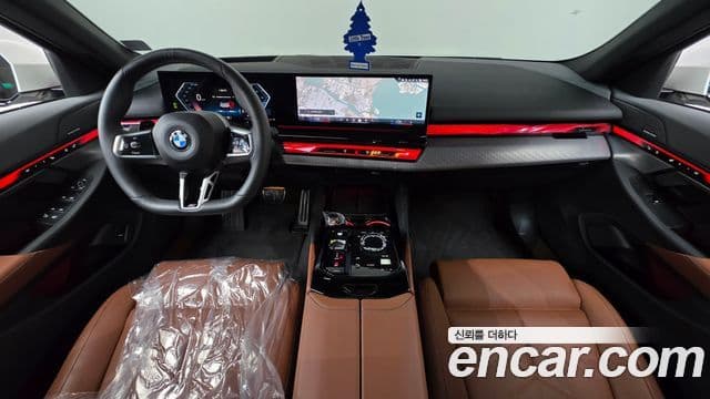 BMW 5 Series 2025 — Photo 9/38