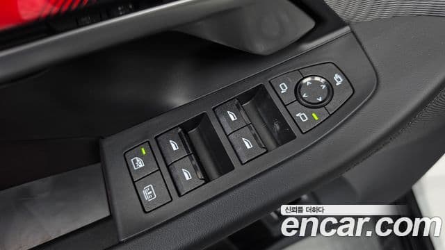 BMW 5 Series 2025 — Photo 6/38