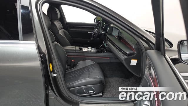 Genesis G90 2024 — Photo 25/39