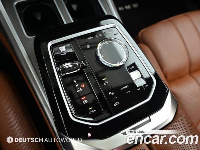 BMW 7 Series 2023 — Photo 14/20