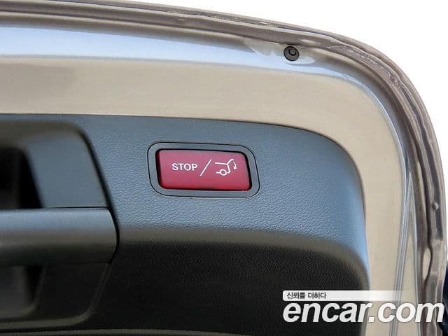 Mercedes-Benz GLA-Class 2018 — Фото 16/20