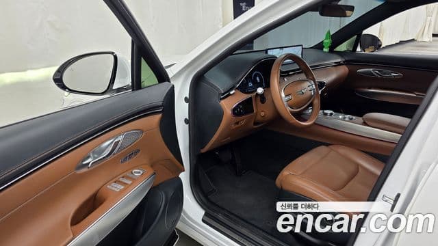 Genesis GV70 2021 — ფოტო 12/20