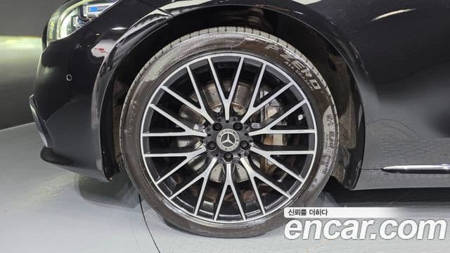 Mercedes-Benz S-Class 2021 — ფოტო 24/34