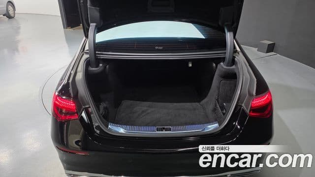 Mercedes-Benz S-Class 2021 — ფოტო 31/34