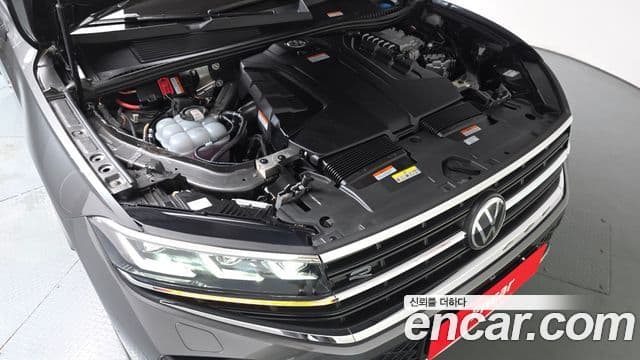 Volkswagen Touareg 2024 — Photo 24/36