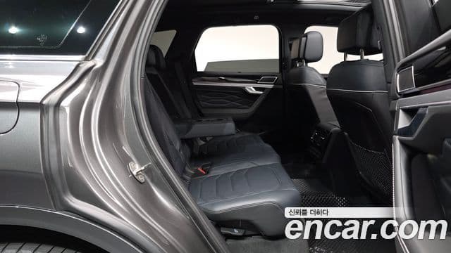 Volkswagen Touareg 2024 — Photo 32/36