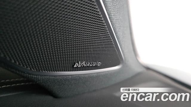 Volkswagen Touareg 2024 — Photo 21/36