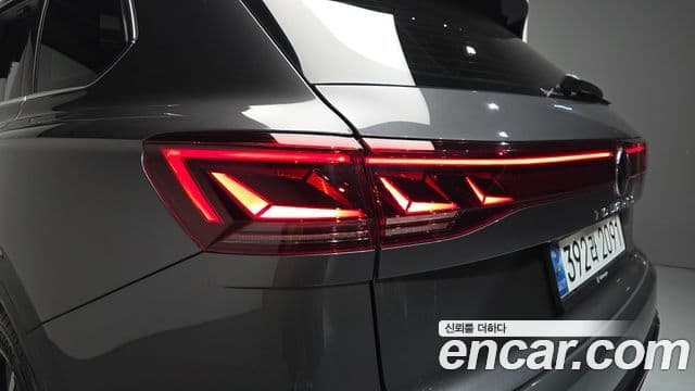 Volkswagen Touareg 2024 — Photo 29/36