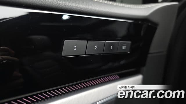 Volkswagen Touareg 2024 — Photo 7/36