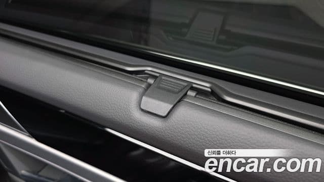 Volkswagen Touareg 2024 — Photo 14/36
