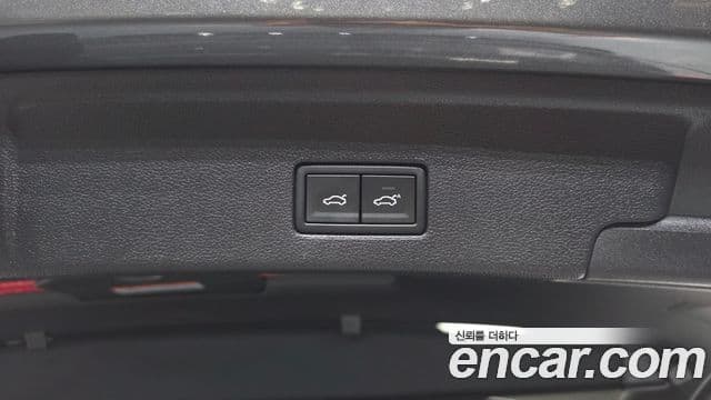 Volkswagen Touareg 2024 — Photo 35/36