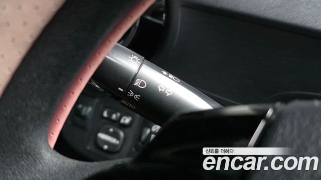 Toyota Prius C 2019 — Şəkil 3/31