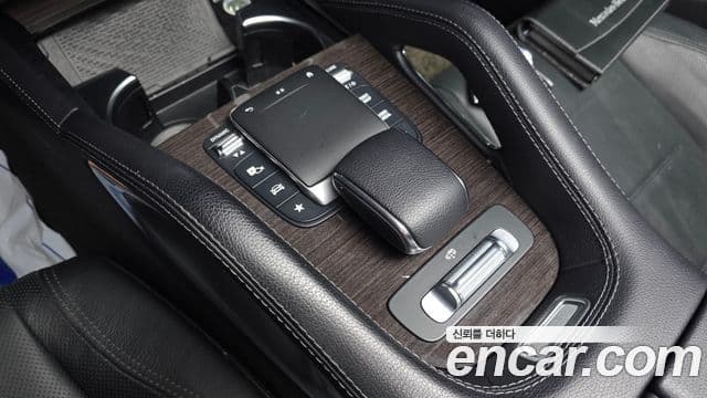 Mercedes-Benz GLE-Class 2021 — ფოტო 5/36