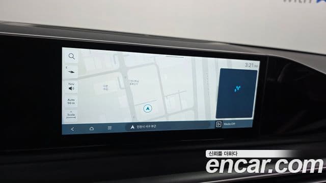 Hyundai Grandeur Hybrid 2023 — Photo 12/31