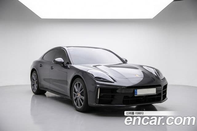 Porsche Panamera 2025 — Photo 2/20