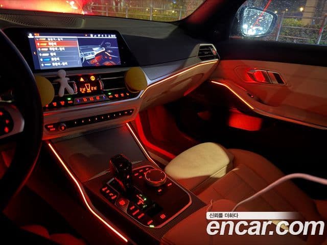 BMW 3 Series 2019 — Şəkil 12/14