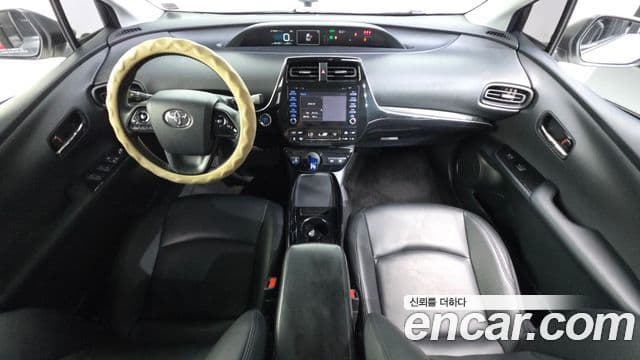 Toyota Prius 2019 — Photo 11/20