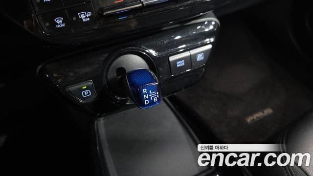 Toyota Prius 2019 — Photo 10/20