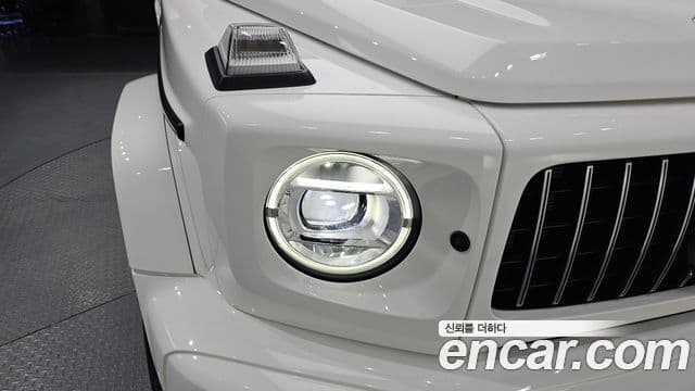 Mercedes-Benz G-Class 2024 — Photo 14/36