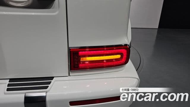 Mercedes-Benz G-Class 2024 — Photo 7/36