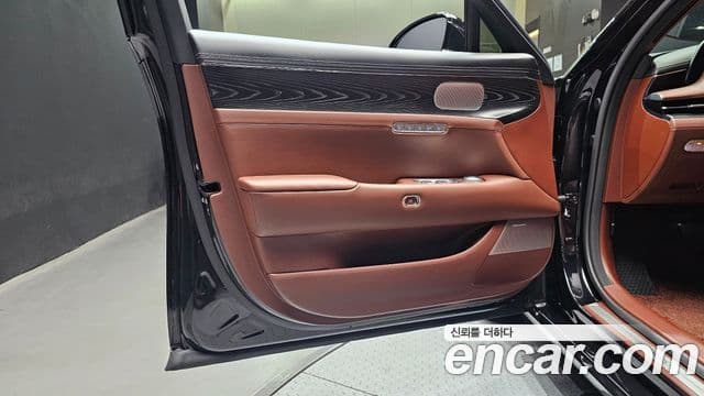 Genesis G90 2024 — Photo 3/34