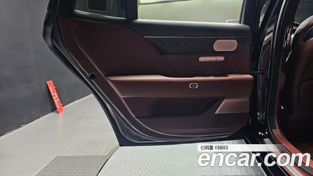 Genesis G90 2024 — Photo 11/34