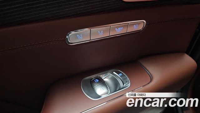 Genesis G90 2024 — Photo 21/34