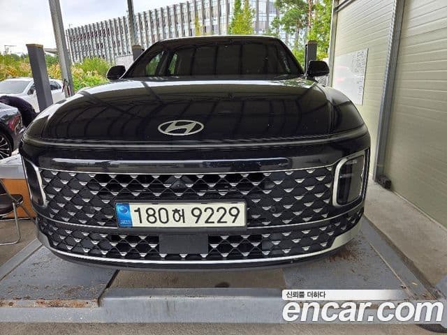 Hyundai Grandeur Hybrid 2023 — ფოტო 2/3