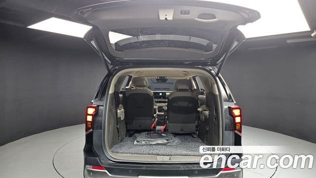 Kia Carnival 2025 — Фото 20/20