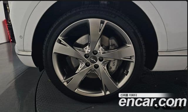 Genesis GV80 2023 — Şəkil 10/20