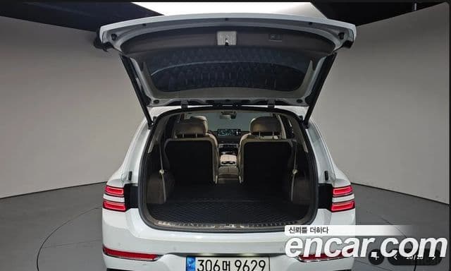 Genesis GV80 2023 — Şəkil 8/20