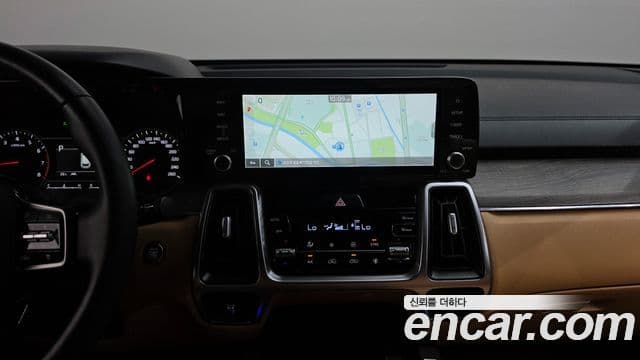 Kia Sorento 2021 — Фото 14/20