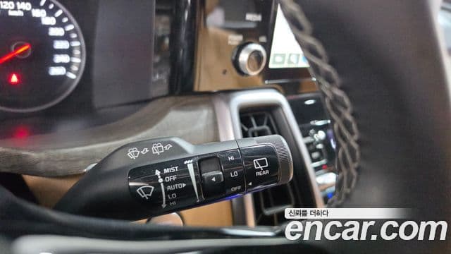 Kia Sorento 2021 — Şəkil 27/33