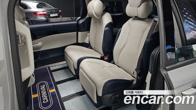 Kia Carnival 2024 — Şəkil 8/20
