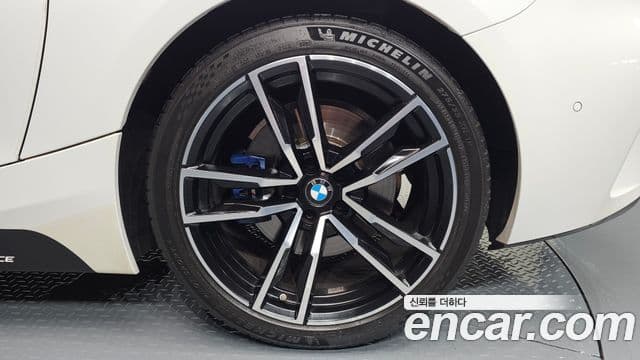BMW Z4 2020 — Photo 24/34