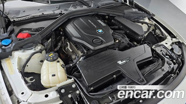 BMW 4 Series 2018 — Photo 9/32
