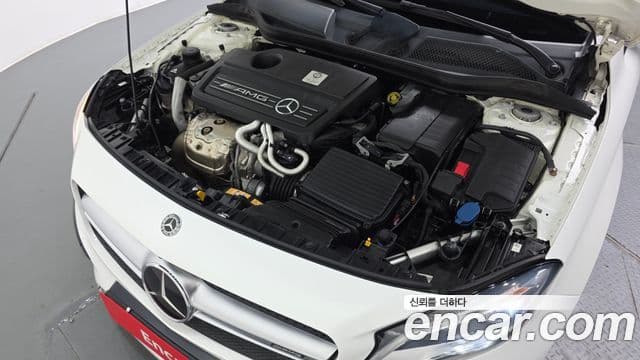 Mercedes-Benz GLA-Class 2018 — ფოტო 28/33