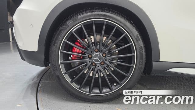 Mercedes-Benz GLA-Class 2018 — ფოტო 25/33