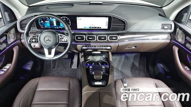 Mercedes-Benz GLE-Class 2022 — ფოტო 33/37