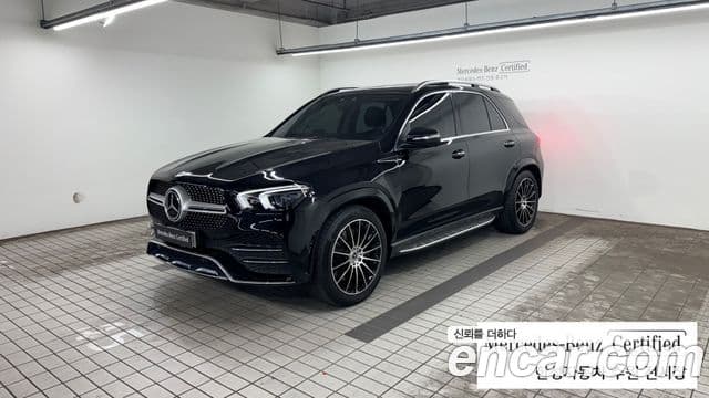 Mercedes-Benz GLE-Class 2023 — Photo 2/20