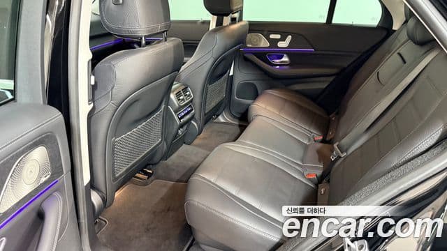 Mercedes-Benz GLE-Class 2023 — Photo 6/20