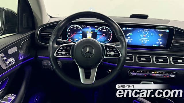 Mercedes-Benz GLE-Class 2023 — Photo 19/20