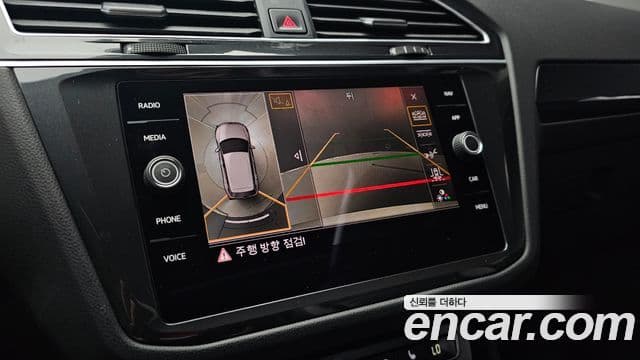 Volkswagen Tiguan 2019 — Şəkil 33/34