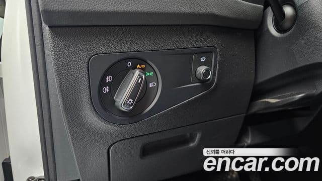 Volkswagen Tiguan 2019 — Şəkil 9/34