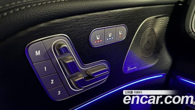 Mercedes-Benz GLE-Class 2026 — Photo 15/20