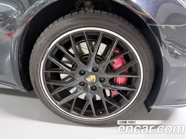 Porsche Panamera 2018 — ფოტო 4/11
