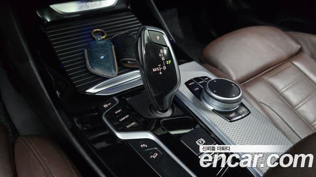 BMW X3 2020 — Photo 16/32