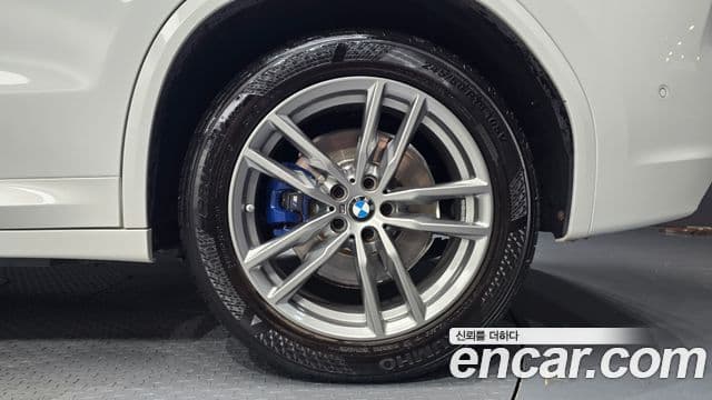 BMW X3 2020 — Photo 9/32