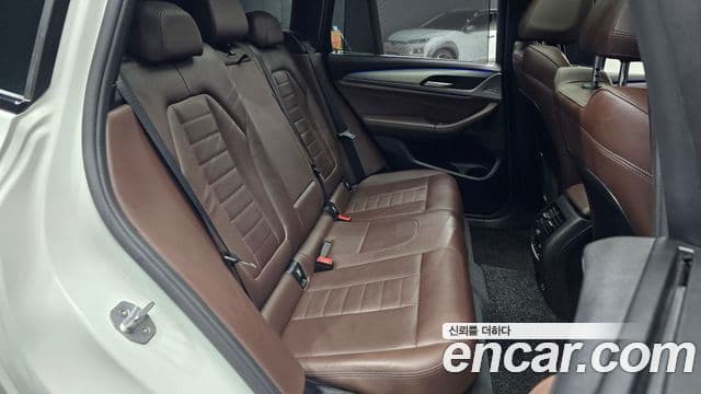 BMW X3 2020 — Photo 10/32